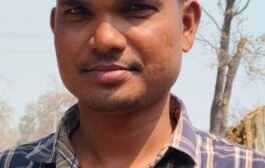 माजी नक्षलवाद्याचा मुलगा करतो गावातच विद्यादान