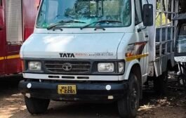 न. पं. अहेरीचा 'स्वर्गरथ' नादूरुस्त