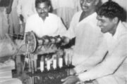 भक्ती मनातला भगवान जागृत करणारी असावी !